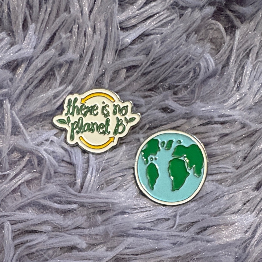 Earth & "There Is No Planet B" Enamel Pin Set - Green/Light Blue/Yellow
